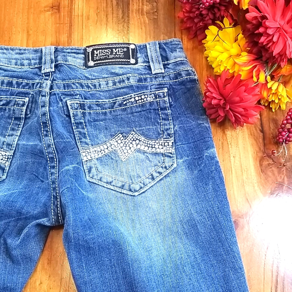 Miss Me 29 Straight Leg Soft Comfy Denim Jean 28"